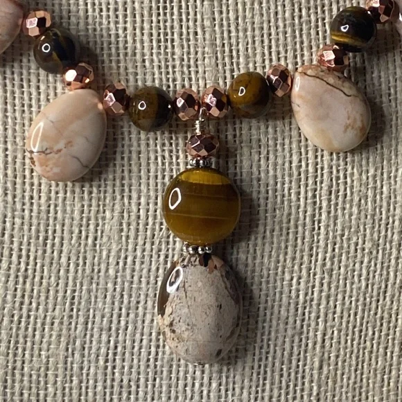 Handcrafted Pink Turquoise and Tiger’s Eye Necklace - Picture 2 of 6